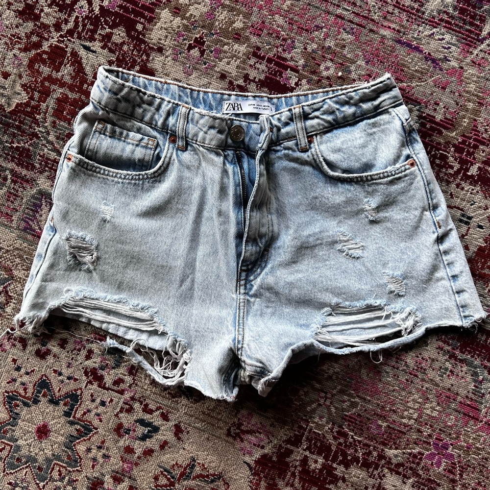 ZARA denim shorts size 8!